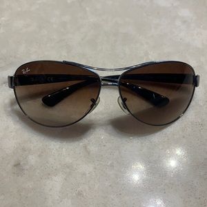 Men’s Ray-Ban sunglasses silver frame